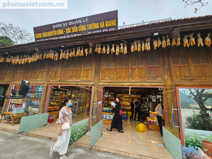 Quảng bá, mở rộng thị trường tiêu thụ sản phẩm tại các cửa hàng “Tự hào hàng Việt Nam”- Ảnh 1.