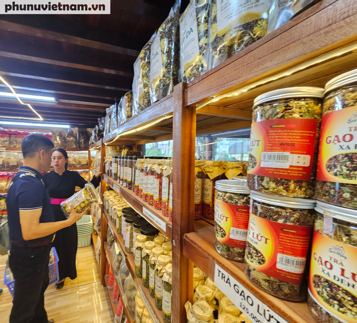 Quảng bá, mở rộng thị trường tiêu thụ sản phẩm tại các cửa hàng “Tự hào hàng Việt Nam”- Ảnh 2.