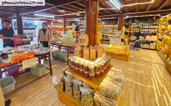 Quảng bá, mở rộng thị trường tiêu thụ sản phẩm tại các cửa hàng “Tự hào hàng Việt Nam”- Ảnh 3.