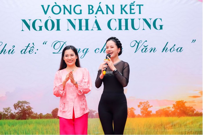 MC Thanh Mai - Trưởng BTC cuộc thi Tìm kiếm tài năng MC nhí toàn quốc và Chuyên gia phong thái Hồng Nhung