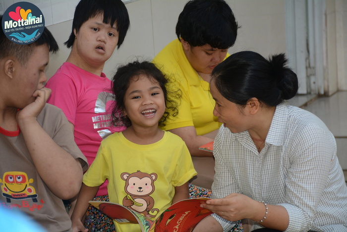 Báo PNVN tặng quà Mottainai 2023 cho trẻ em ở mái ấm Từ Tâm- Ảnh 1.