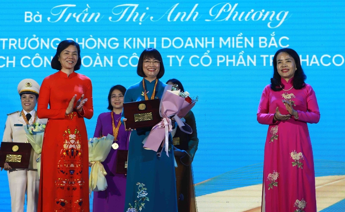 Danh sách 4 tập thể, 9 cá nhân nhận Giải thưởng phụ nữ Việt Nam năm 2023- Ảnh 12.
