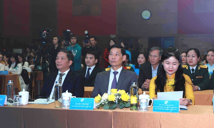 7 tập thể, 19 cá nhân tiêu biểu được trao Giải thưởng Phụ nữ Việt Nam năm 2022-2023- Ảnh 1.
