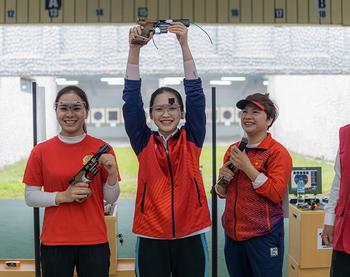 Các nữ xạ thủ tranh tài tại giải vô địch bắn súng Quốc gia 2023- Ảnh 6.