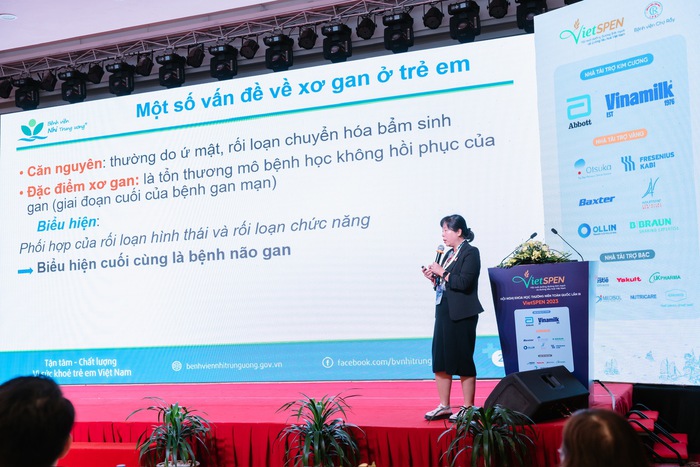 VietSPEN và Vinamilk đồng hành tổ chức hội nghị khoa học toàn quốc về dinh dưỡng cho gần 400 nhân viên y tế - Ảnh 5.