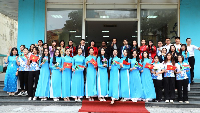 Học viện Phụ nữ Việt Nam đón, tiếp Phu nhân Phó Tổng thống nước Cộng hòa Nam Phi- Ảnh 4.