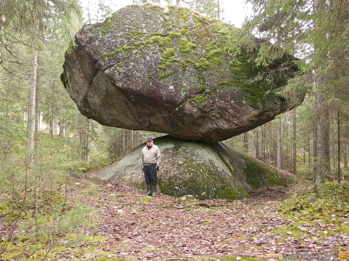 Kummakivi: Tảng đá thách thức "trọng lực" bí ẩn tại Phần Lan- Ảnh 3.