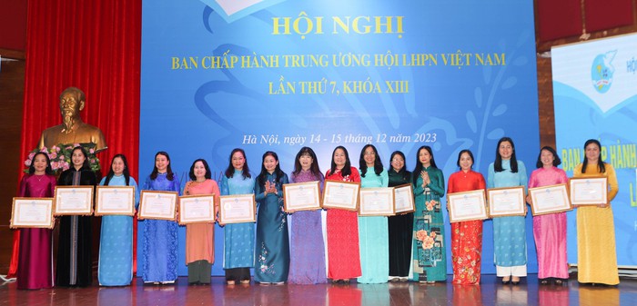 Danh sách 62 tập thể nhận cờ thi đua, bằng khen của Trung ương Hội LHPN Việt Nam- Ảnh 5.