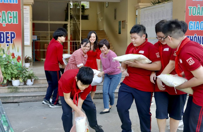 Trường THCS Bế Văn Đàn thực hiện chương trình thiện nguyện tại Cao Bằng - Ảnh 2.