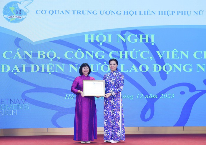 TƯ Hội LHPN Việt Nam khen thưởng tập thể, cá nhân có thành tích nổi bật năm 2023- Ảnh 7.