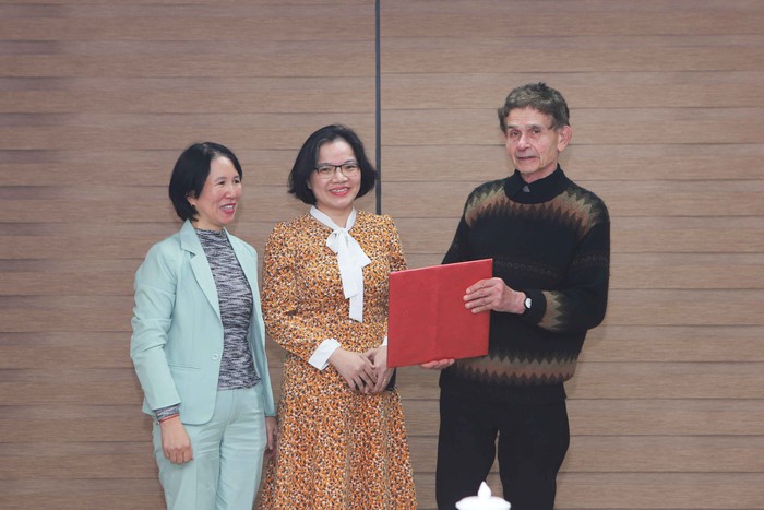 Lãnh đạo TƯ Hội LHPN Việt Nam đón tiếp người sáng lập Giải thưởng Kovalevskaia- Ảnh 6.