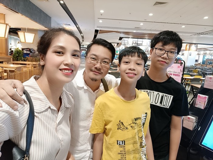 Gia đình nhỏ hạnh phúc của Tạ Tuấn Minh