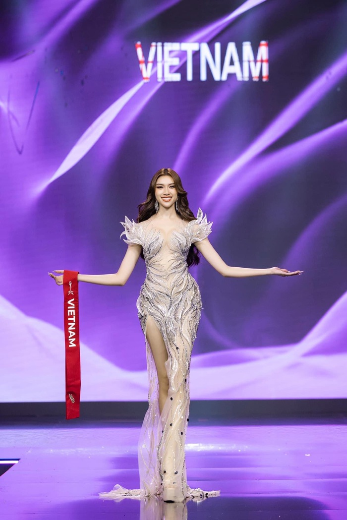 Thanh Thanh Huyền có chia sẻ đầu tiên sau khi dừng chân tại Top 20 Miss Charm  - Ảnh 1.