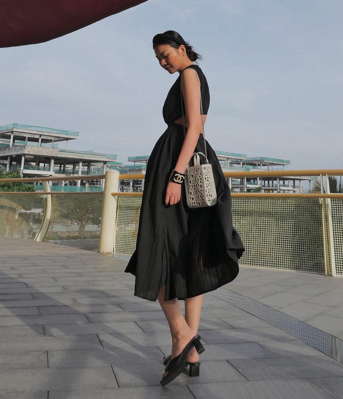 10 cách diện váy dáng dài xinh tươi của mỹ nhân Việt - Ảnh 8.