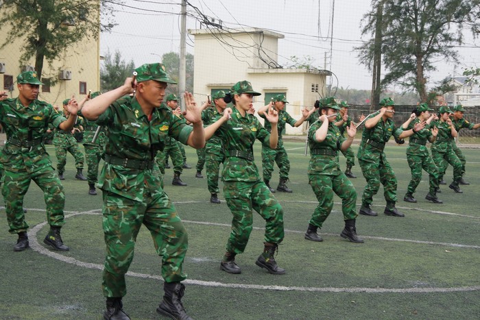 Bản lĩnh nữ chiến sỹ biên phòng xứ Nghệ  - Ảnh 1.