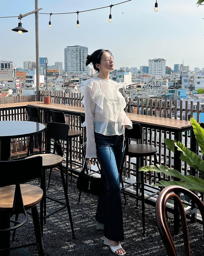 Hoa hậu Phương Khánh chuyên diện đồ trắng, nhờ &quot;biến hóa&quot; khéo mà không nhàm chán - Ảnh 4.