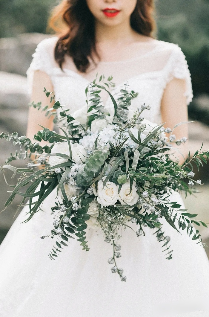 Đám cưới Công Phượng &quot;gây bão&quot; vì bó hoa cưới và những điều cần biết khi cô dâu chọn hoa cầm tay - Ảnh 6.