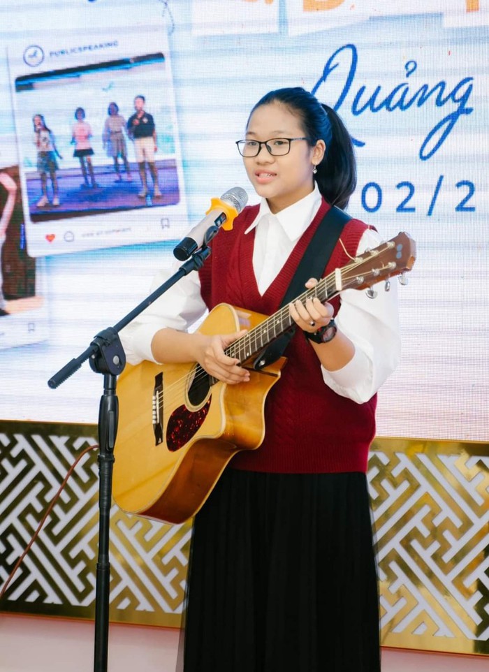 Nữ sinh 14 tuổi ở Quảng Trị đạt Ielts 7.5 ngay lần thi đầu tiên: Tự học tiếng Anh bằng bí quyết đơn giản bất ngờ - Ảnh 4.