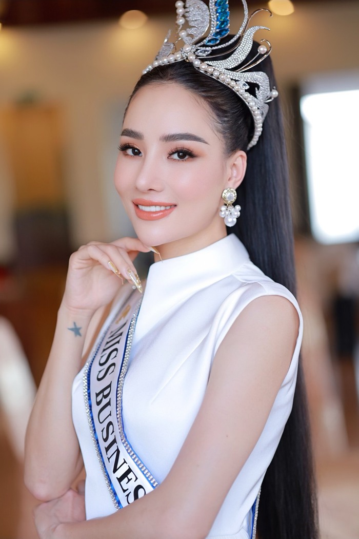 Phó TGĐ Ocean Group Hoàng Thanh Loan đoạt danh hiệu Hoa hậu đại sứ doanh nhân toàn cầu 2023 - Ảnh 2.