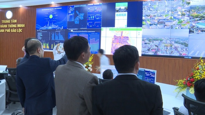 Bảo Lộc - Lâm Đồng: Xây dựng xã hội số thông qua Trung tâm điều hành thông minh - Ảnh 2.