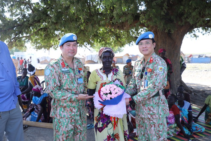 Bệnh viện dã chiến 2.4 tổ chức nhiều hoạt động ý nghĩa cho phụ nữ ở Nam Sudan nhân Ngày 8/3  - Ảnh 1.