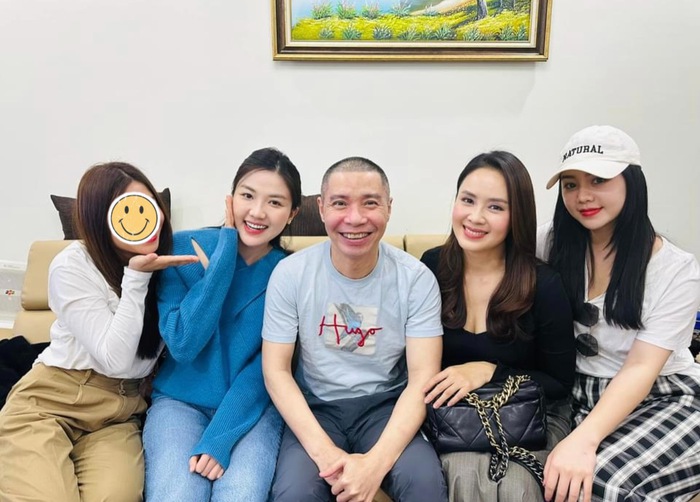 Hồng Diễm, Lương Thanh và Quỳnh Kool đến thăm nghệ sĩ Công Lý - Ảnh 2.
