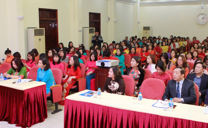 Công đoàn Bộ LĐ-TB&XH sôi nổi kỷ niệm ngày Quốc tế phụ nữ 8/3 - Ảnh 2.