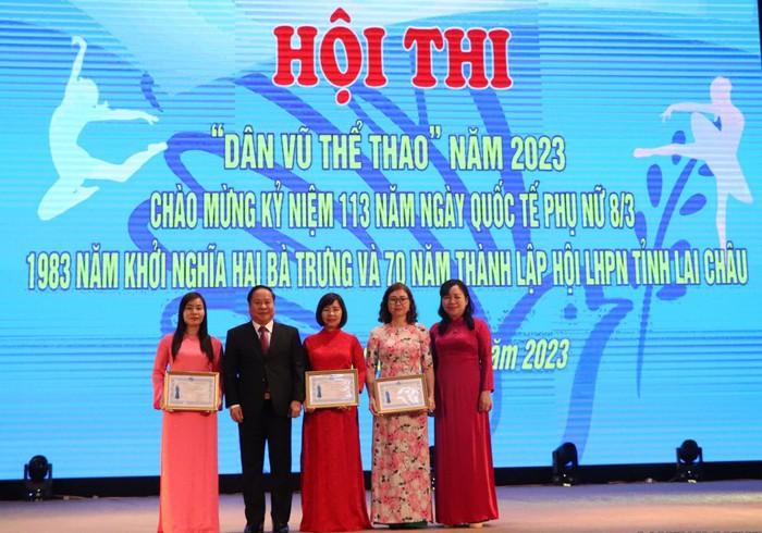 Sôi nổi Hội thi &quot;Dân vũ thể thao&quot; năm 2023 tỉnh Lai Châu - Ảnh 4.