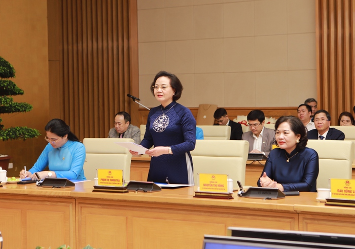 Thủ tướng Phạm Minh Chính gặp mặt đại diện nữ lãnh đạo, quản lý các cơ quan Trung ương - Ảnh 1.