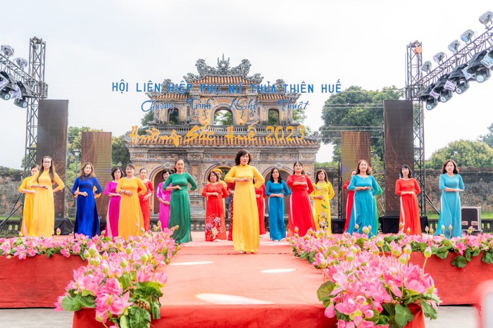 Hội viên, phụ nữ tỉnh Thừa Thiên Huế hưởng ứng &quot;Tuần lễ áo dài 2023&quot;