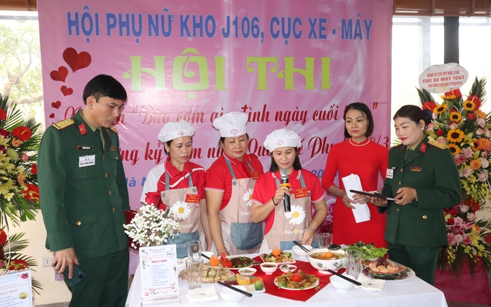 Xúc động với “Bữa cơm gia đình ngày cuối tuần” ở Kho J106