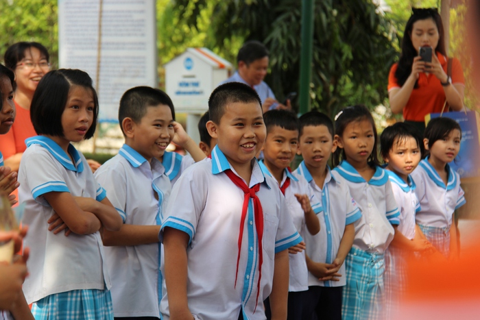Thủ tướng Phạm Minh Chính đặc biệt quan tâm đến trẻ mồ côi vì Covid-19 - Ảnh 1.