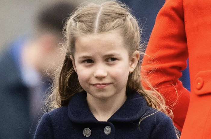 10 sự thật ít người biết về bé Charlotte, con gái Vương phi Kate - Ảnh 3.