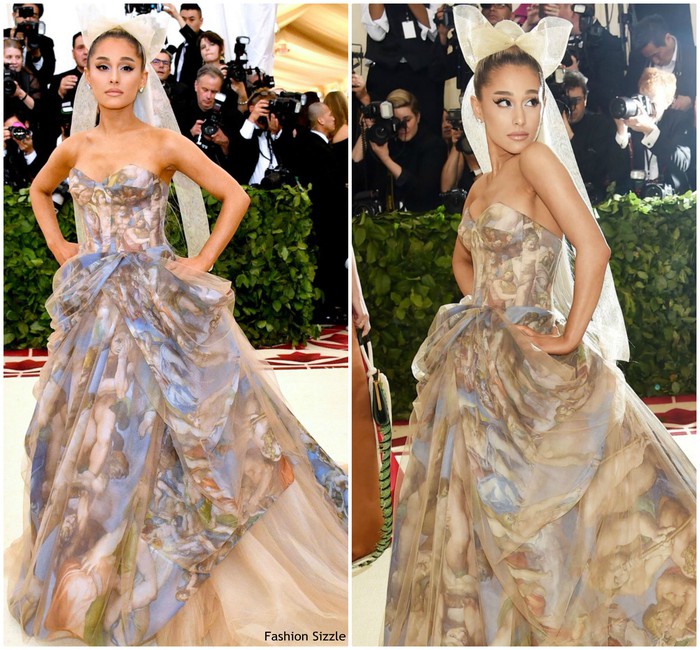Ariana Grande từng rất lộng lẫy khi diện đầm công chúa, đặc biệt là chi tiết váy khiến netizen ''nhột'' - Ảnh 1.