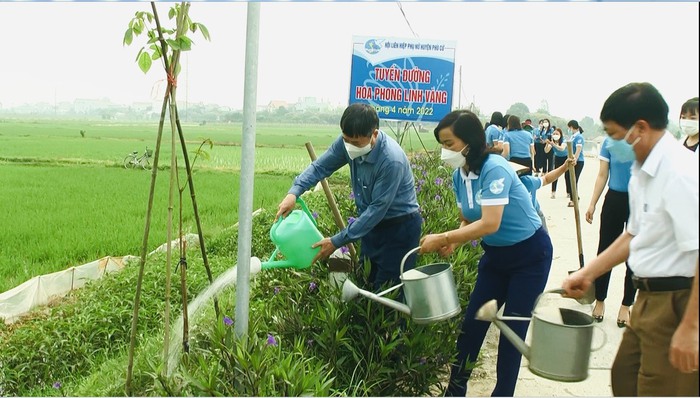 Phụ nữ Phù Cừ một năm chung sức xây dựng nông thôn mới kiểu mẫu - Ảnh 5.