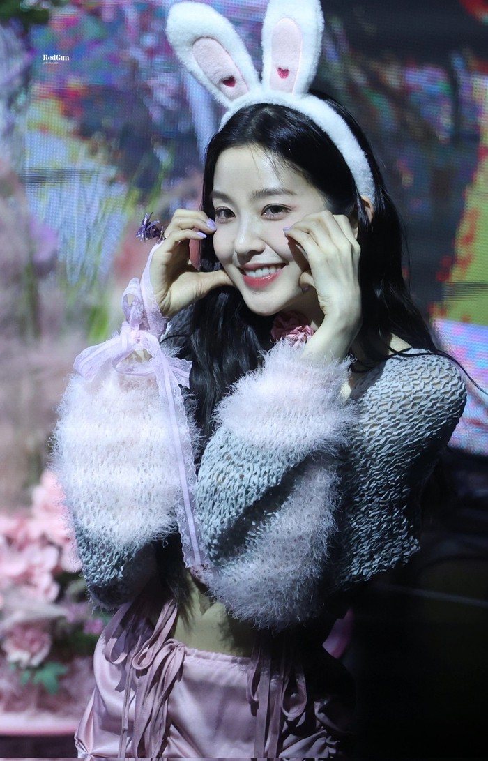 “Nữ thần đẹp nhất SM” Irene (Red Velvet) xinh như mộng trong tiệc sinh nhật, bất ngờ bật khóc trước rừng fan - Ảnh 5.