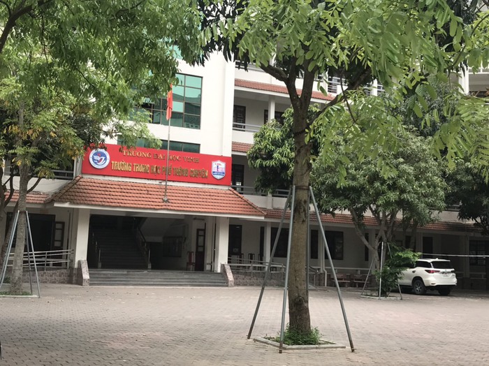 Xác minh vụ nữ sinh trường chuyên ở Nghệ An tự tử nghi do bị bạo lực học đường - Ảnh 1.