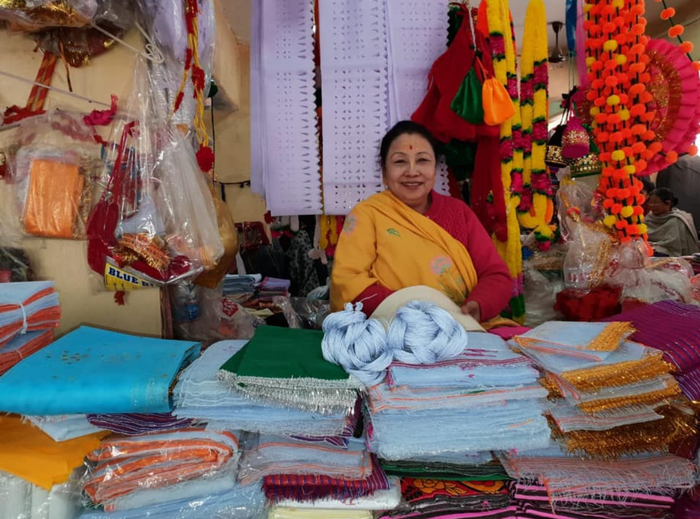 Khu chợ lạ nhất Ấn Độ: Đi khắp 5000 quầy cũng không tìm ra một người đàn ông bán hàng - Ảnh 4.