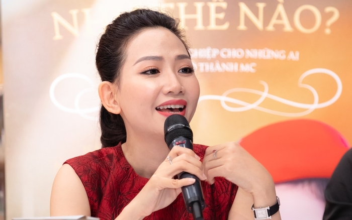 Song Luân áp lực khi dẫn chương trình cùng MC Quỳnh Chi - Ngôi sao