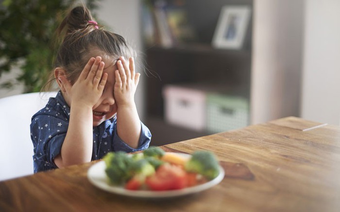 4 quy tắc cân bằng dinh dưỡng khi bé nghỉ lễ ăn uống thất thường