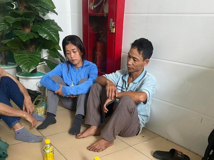 Khẩn cầu của người mẹ có 3 con nhỏ bị thương nặng trong vụ nổ khiến 6 người thương vong ở Nghệ An: &quot;Mọi người ơi, cứu đàn con tôi với&quot; - Ảnh 12.