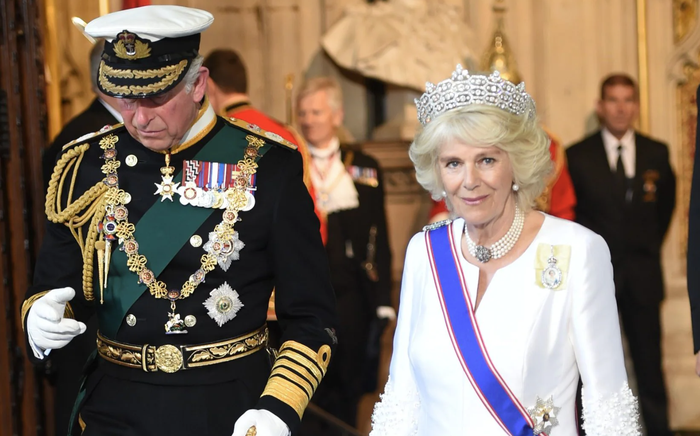 Bà Camilla có đủ điều kiện để được phong tước Nữ hoàng trong lễ đăng quang của Vua Charles ? - Ảnh 3.