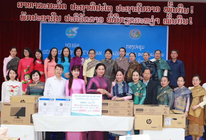 Phó Chủ tịch nước CHDCND Lào: Phụ nữ Việt – Lào hợp tác chặt chẽ, sát cánh bên nhau viết tiếp trang sử mới - Ảnh 6.
