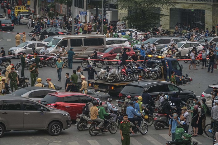 Hà Nội: Tạm giữ hình sự lái xe gây tai nạn liên hoàn tại quận Tây Hồ - Ảnh 1.