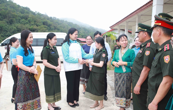Đoàn cấp cao Hội LHPN Việt Nam hoàn thành chuyến thăm tốt đẹp CHDCND Lào - Ảnh 6.