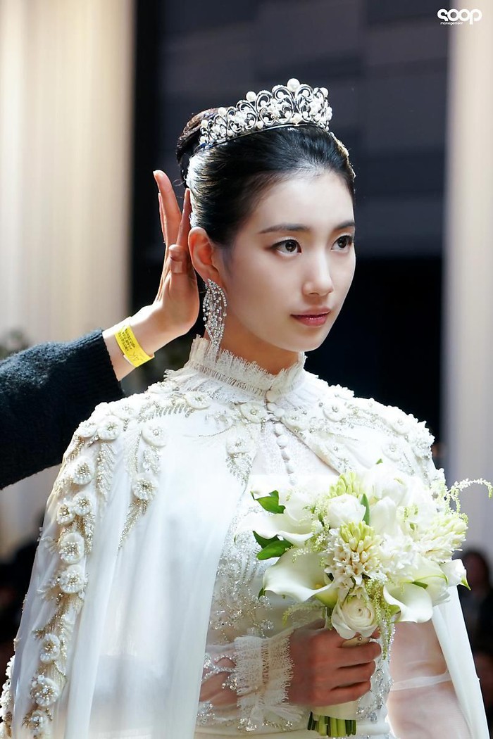 Nhiều năm sau chia tay Lee Min Ho, &quot;tình đầu quốc dân&quot; Suzy bất ngờ nói về chuyện kết hôn - Ảnh 1.