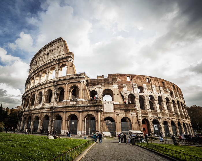 Đấu trường La Mã cổ đại được xây dựng như thế nào? Có cả thang máy chuyên dụng - Ảnh 1.