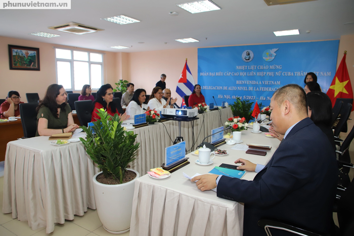 Hội LHPN Cuba thăm và làm việc với Trung ương Hội LHPN Việt Nam - Ảnh 4.