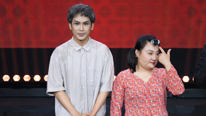 Nghệ sĩ Phạm Huyền Trâm cắt phăng mái tóc để lên sân khấu vì lời góp ý của nghệ sĩ Bình Tinh - Ảnh 1.