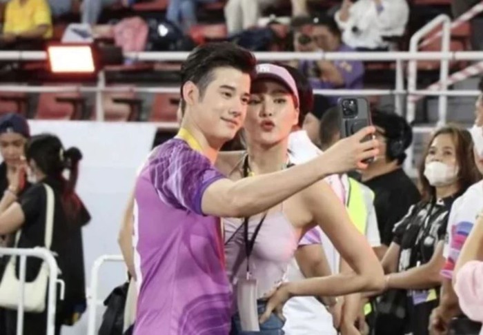 Mario Maurer có động thái bất ngờ khi bạn gái khoe ảnh quyến rũ  - Ảnh 3.